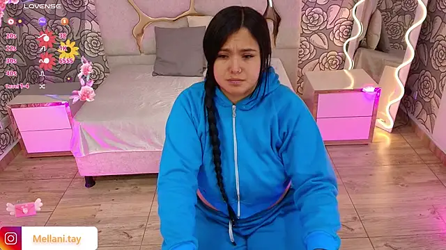 Snapshot of Mellani_tay chatting on February 2025 03:00:02 AM Mellani tay online show from February 2025 03:00:02 AM