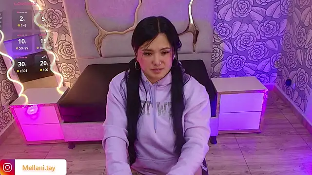 Snapshot of Mellani_tay chatting on March 2025 03:14:02 AM Mellani tay online show from March 2025 03:14:02 AM