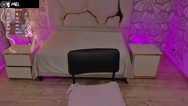 Snapshot of Mellani_tay chatting on October 2025 03:24:02 AM Mellani tay online show from October 2025 03:24:02 AM