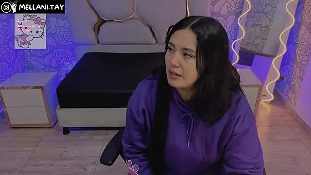 Snapshot of Mellani_tay chatting on November 2025 03:32:02 AM Mellani tay online show from November 2025 03:32:02 AM