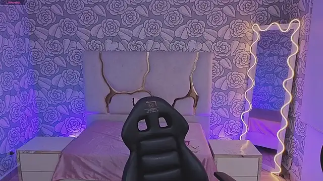 Mellani tay online show from February 2026 03:33:01 AM