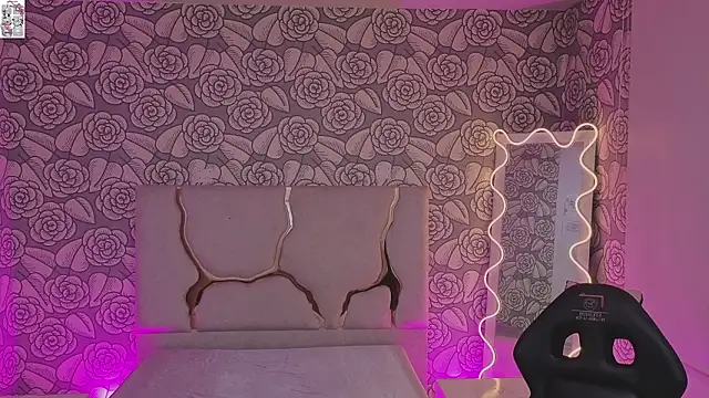 Mellani tay online show from February 2026 03:36:01 AM