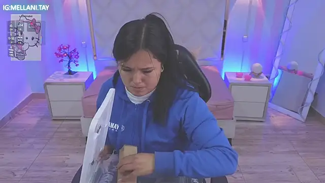 Mellani tay online show from March 2026 03:13:02 AM