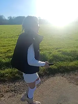 Snapshot of Timide_girl2 chatting on December 2024 01:54:02 PM Timide girl2 online show from December 2024 01:54:02 PM