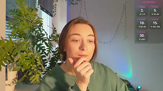 monlight  dana online show from February 2025 12:47:01 PM