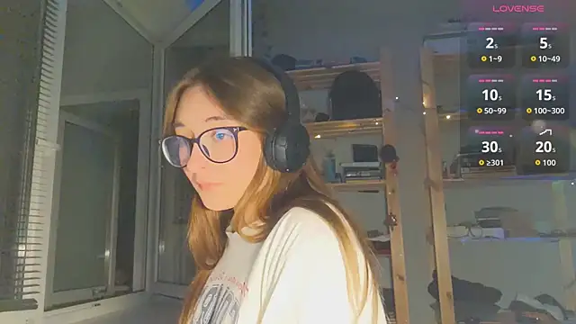 monlight  dana online show from September 2025 07:03:02 PM