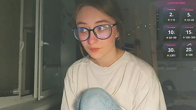 monlight  dana online show from October 2025 05:47:01 PM