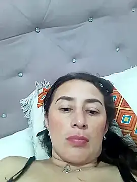 anita15love online show from November 2025 01:51:02 AM