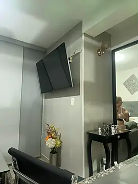 Snapshot of LARIANA_RIVERA23 chatting on February 2025 04:26:02 AM LARIANA RIVERA23 online show from February 2025 04:26:02 AM