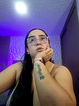 Sofiia davis23 online show from March 2026 01:40:02 PM