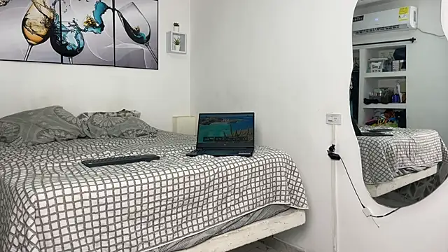 Snapshot of wendy_alejo1712 chatting on November 2025 10:30:02 PM wendy alejo1712 online show from November 2025 10:30:02 PM