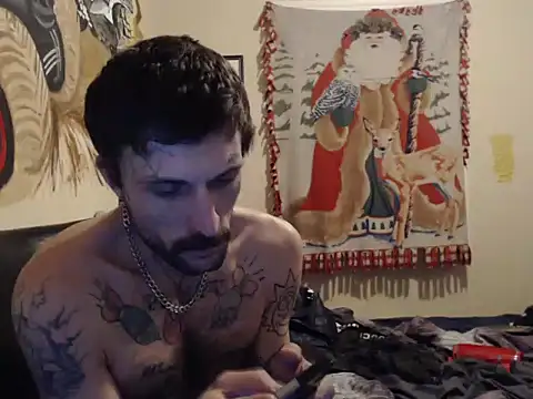 Snapshot of hungandtatted666 chatting on January 2025 03:51:01 AM hungandtatted666 online show from January 2025 03:51:01 AM