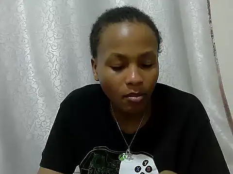 Snapshot of tinabestdoll chatting on September 2025 08:19:01 PM tinabestdoll online show from September 2025 08:19:01 PM