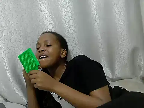 Snapshot of tinabestdoll chatting on September 2025 07:58:02 PM tinabestdoll online show from September 2025 07:58:02 PM