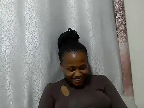 Snapshot of tinabestdoll chatting on October 2025 10:39:01 PM tinabestdoll online show from October 2025 10:39:01 PM