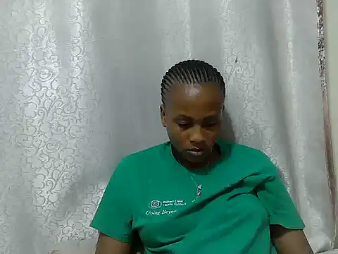 Snapshot of tinabestdoll chatting on October 2025 03:21:02 PM tinabestdoll online show from October 2025 03:21:02 PM