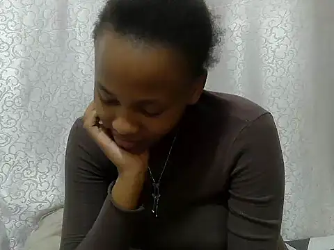 Snapshot of tinabestdoll chatting on November 2025 01:00:01 PM tinabestdoll online show from November 2025 01:00:01 PM