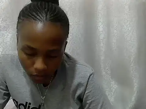 Snapshot of tinabestdoll chatting on November 2025 02:32:01 PM tinabestdoll online show from November 2025 02:32:01 PM