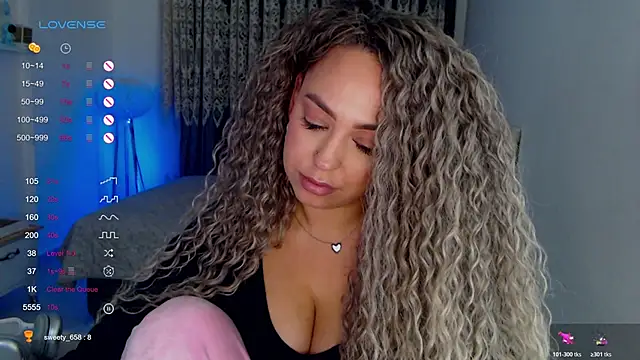  Just a queen 3 online show from January 2026 07:57:02 AM