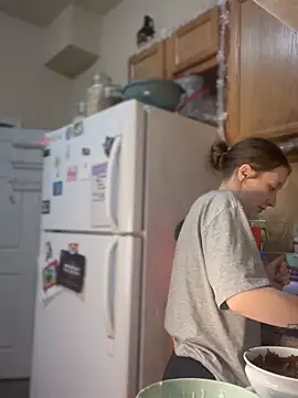 Snapshot of sage__marie chatting on December 2024 10:32:01 PM sage marie online show from December 2024 10:32:01 PM