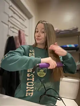 Snapshot of sage__marie chatting on January 2025 02:07:01 PM sage marie online show from January 2025 02:07:01 PM