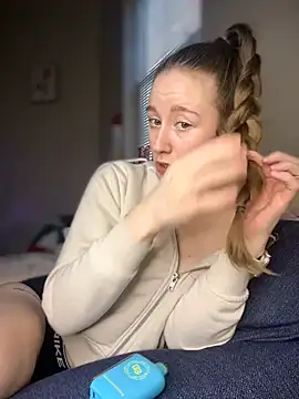 Snapshot of sage__marie chatting on January 2025 10:26:02 PM sage marie online show from January 2025 10:26:02 PM