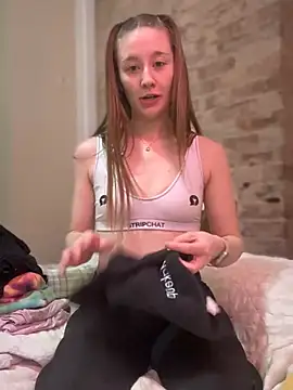 Snapshot of sage__marie chatting on January 2025 08:49:02 PM sage marie online show from January 2025 08:49:02 PM