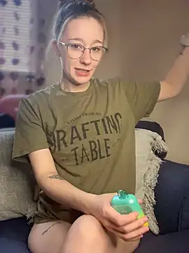 Snapshot of sage__marie chatting on February 2025 02:21:02 PM sage marie online show from February 2025 02:21:02 PM