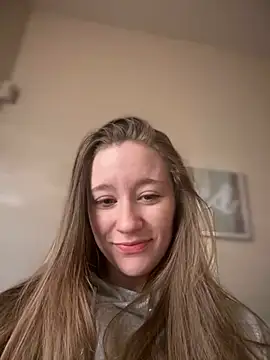 Snapshot of sage__marie chatting on February 2025 01:53:02 PM sage marie online show from February 2025 01:53:02 PM