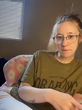 Snapshot of sage__marie chatting on March 2025 02:12:02 PM sage marie online show from March 2025 02:12:02 PM