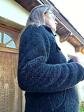 SpiceLea online show from March 2026 08:39:02 AM