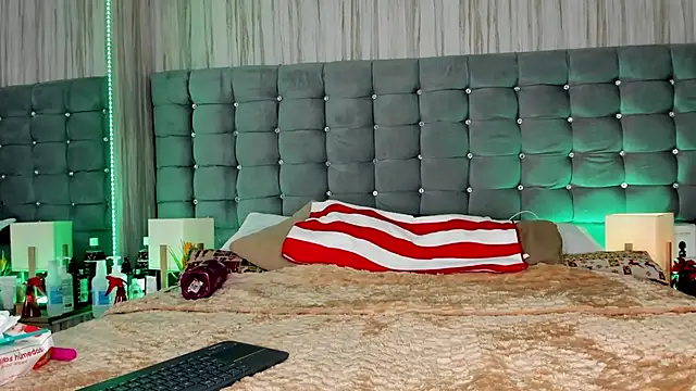 Snapshot of Poacahontasfg chatting on March 2026 04:17:02 AM Poacahontasfg online show from March 2026 04:17:02 AM