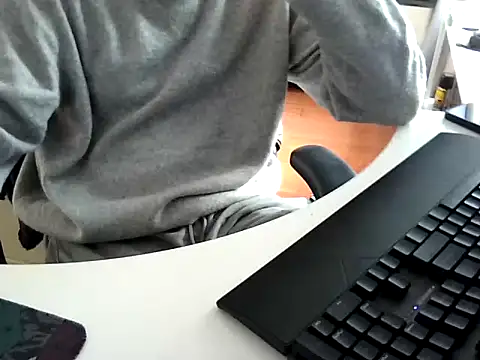 Snapshot of big-pig chatting on January 2025 12:43:02 AM big-pig online show from January 2025 12:43:02 AM