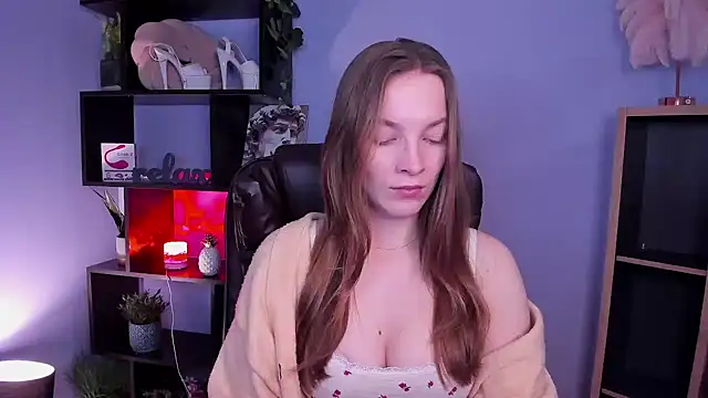 Snapshot of kenzie_x chatting on December 2024 07:29:02 AM kenzie x online show from December 2024 07:29:02 AM