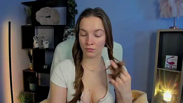 Snapshot of kenzie_x chatting on January 2025 11:00:01 AM kenzie x online show from January 2025 11:00:01 AM