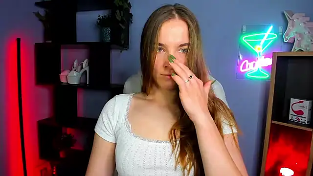 Snapshot of kenzie_x chatting on October 2025 05:42:02 AM kenzie x online show from October 2025 05:42:02 AM