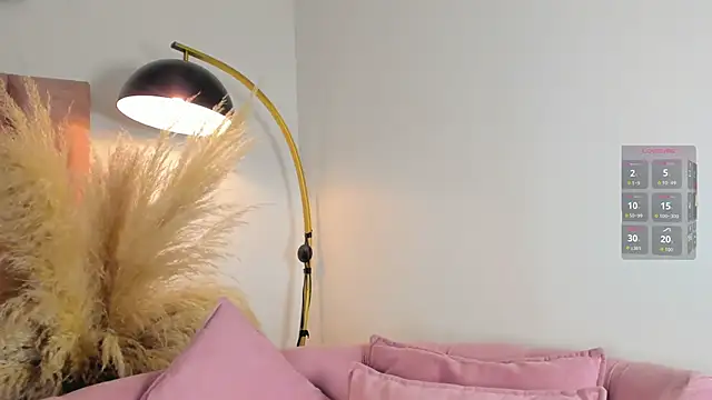 im alejandra  online show from March 2026 04:01:01 AM