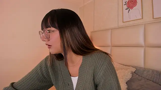 Snapshot of Aily_Yozuko chatting on March 2026 02:58:02 AM Aily Yozuko online show from March 2026 02:58:02 AM