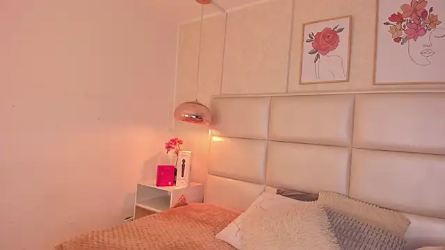 Snapshot of Aily_Yozuko chatting on April 2026 02:36:02 AM Aily Yozuko online show from April 2026 02:36:02 AM