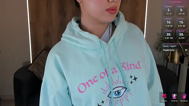 Snapshot of AngelicaVega chatting on February 2025 09:41:01 AM AngelicaVega online show from February 2025 09:41:01 AM