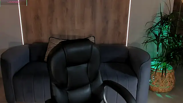 Snapshot of AngelicaVega chatting on October 2025 07:26:02 PM AngelicaVega online show from October 2025 07:26:02 PM