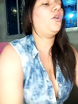 Snapshot of ariana_d20 chatting on March 2025 03:48:01 AM ariana d20 online show from March 2025 03:48:01 AM