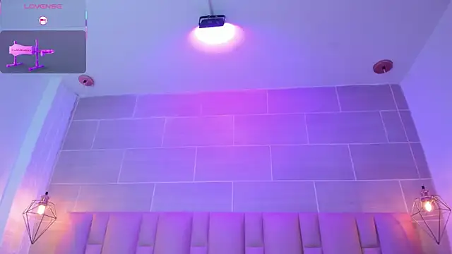 Snapshot of brithanyadams23 chatting on October 2025 03:12:02 AM brithanyadams23 online show from October 2025 03:12:02 AM