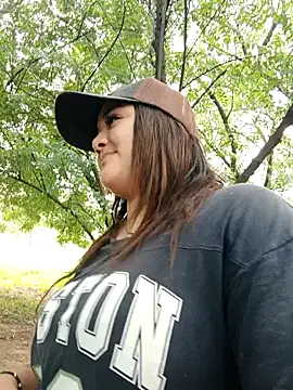 Liancy online show from December 2024 08:22:01 PM