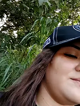 Liancy online show from February 2025 06:54:01 PM