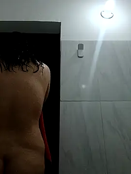 Liancy online show from March 2026 10:39:01 PM