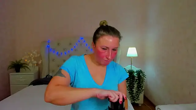 HotLiss online show from January 2025 06:07:01 AM