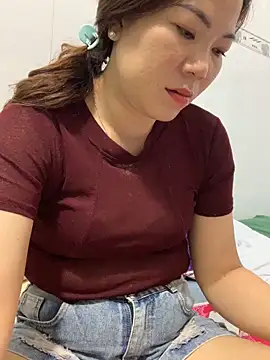 Baby-bigtits online show from March 2025 02:51:01 PM