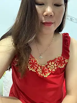 Baby-bigtits online show from March 2025 02:12:01 PM