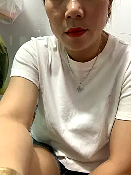 Baby-bigtits online show from September 2025 02:02:01 AM